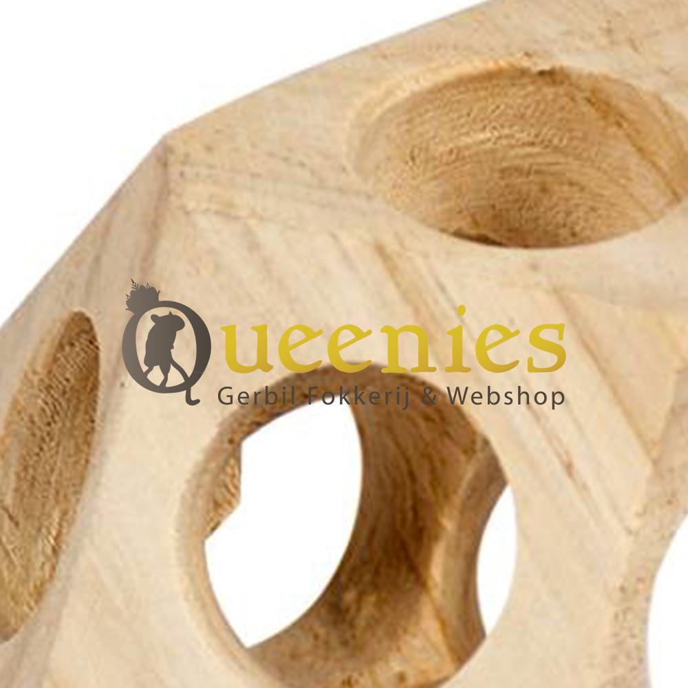 Muizen speelbal van hout en gaten