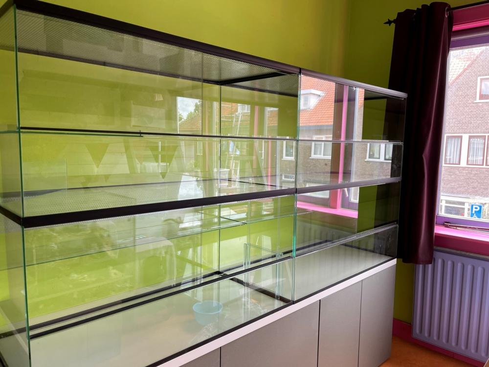 Degoe Terrarium van glas met schuifruiten 200x50x100