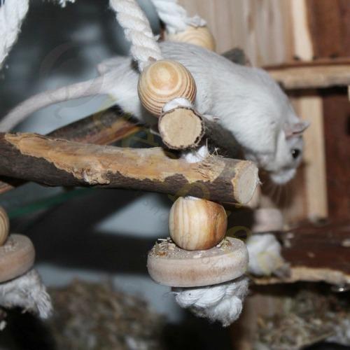 Triangel schommel voor konijnen