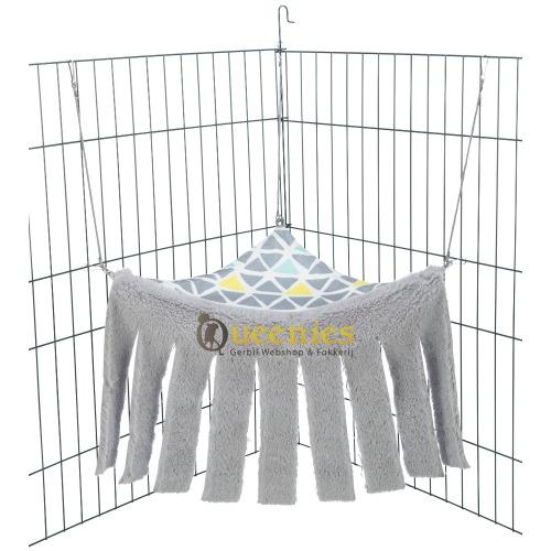 Hangmat met slierten voor beschutting