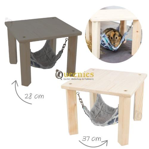Plateau met hangmat voor Chinchilla's