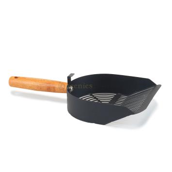 kattenbakschep met houten handvat