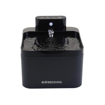 BioBedding drinkfontein met duurzame filterhouder en koolfilter