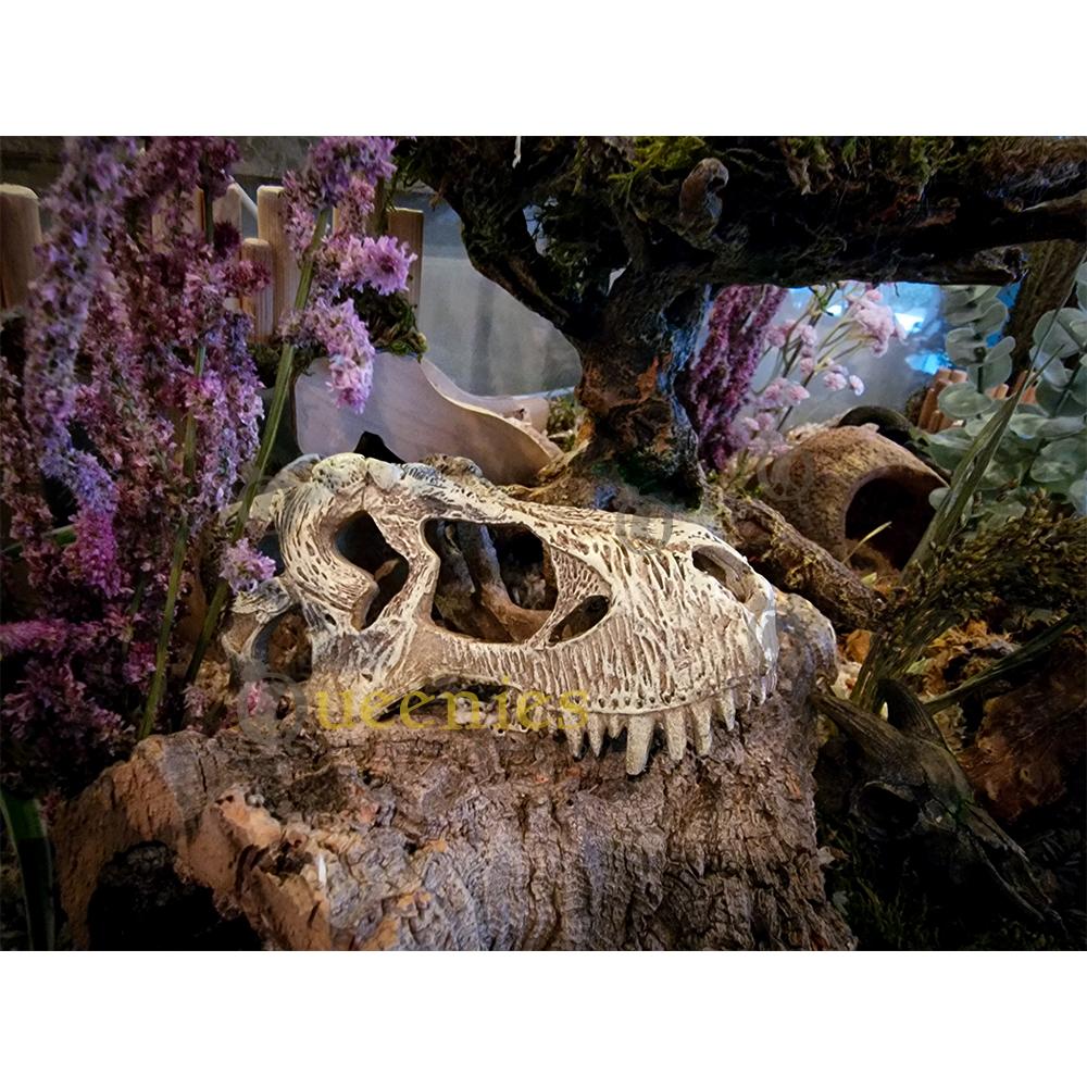 T-rex in Hamsterscape