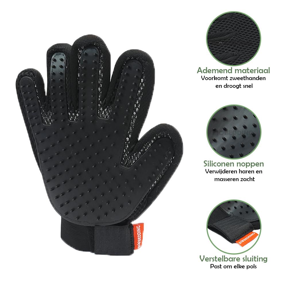 Detailopname van de noppenzijde van de verzorgingshandschoen voor huisdieren