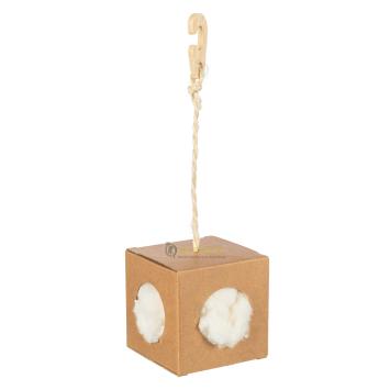 foerageer doos met nestmateriaal