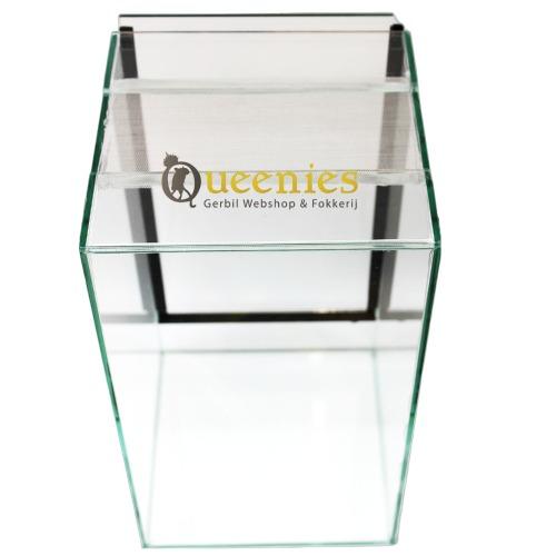 Fijnmazig benzinegaas rooster fruitvlieg vrij