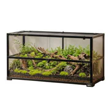 Reptielen terrarium met ventilatierooster