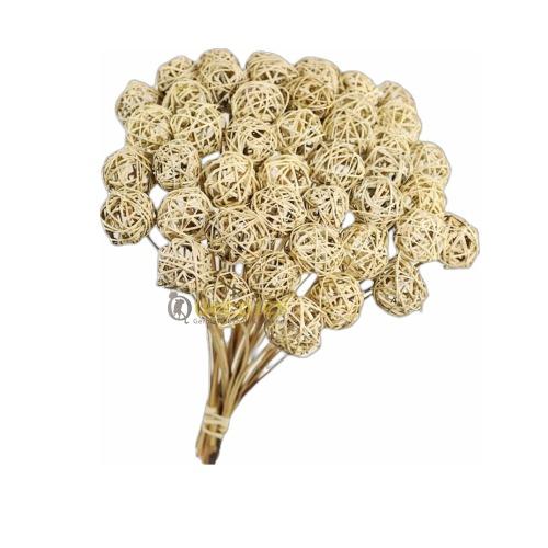 Gevlochten wilgenbal voor knaagdieren op stok